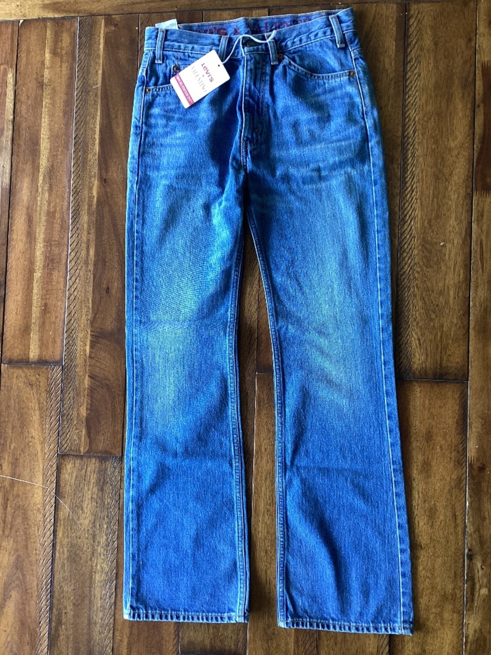 NWT Valentino Levi Strauss 1969 re edition 517 jeans